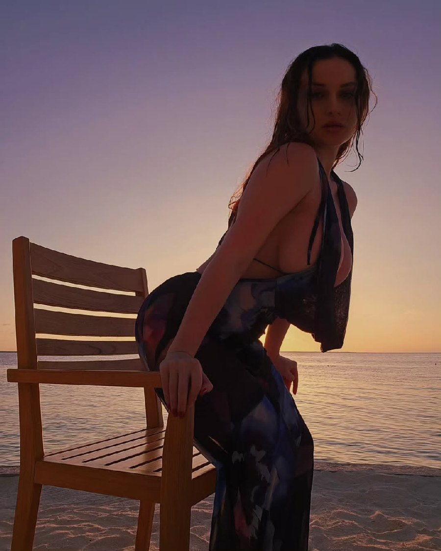 Sexy girl Miranda Faith nude in Antananarivo