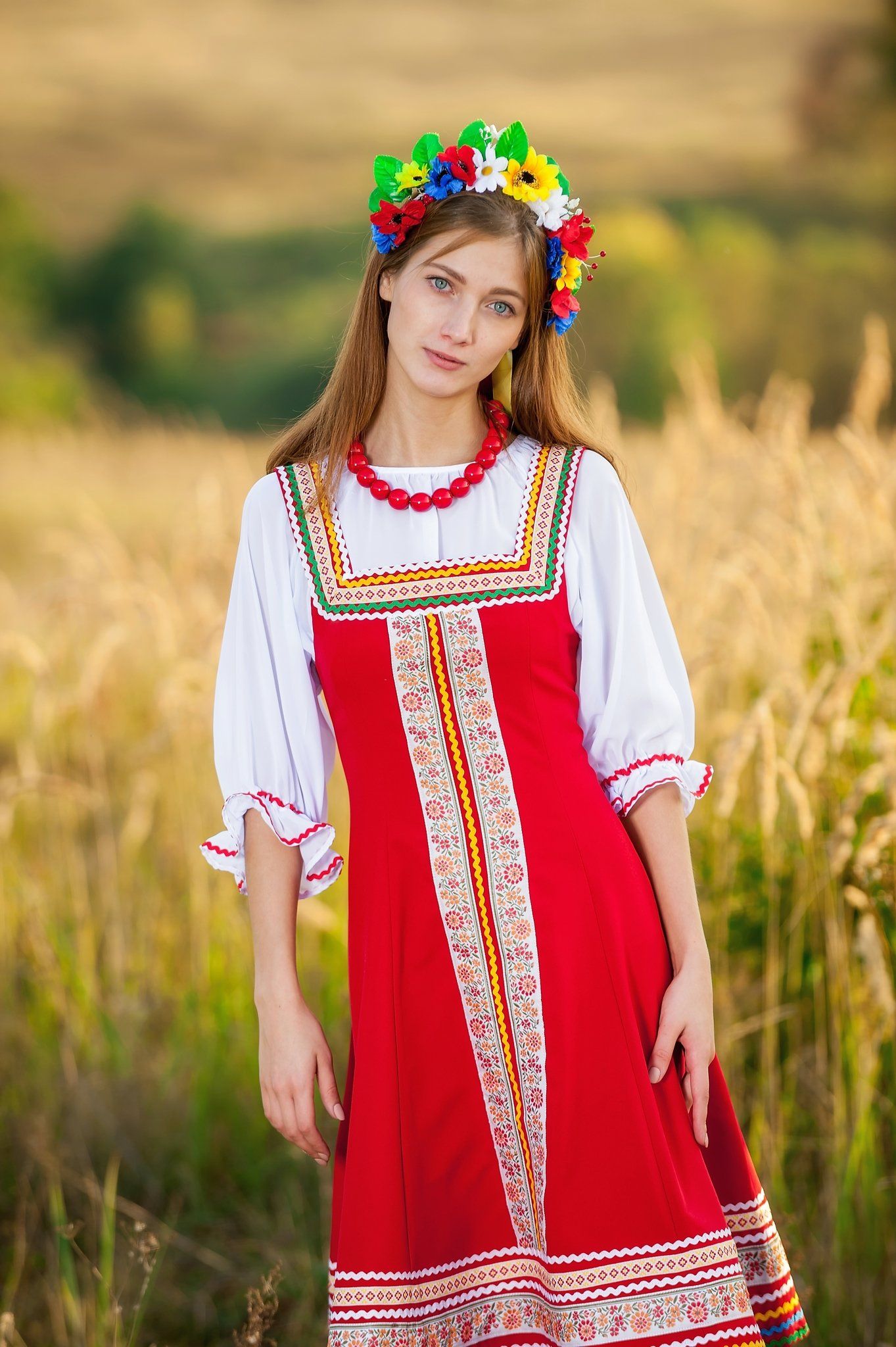 Women in Slavic costumes in Antananarivo