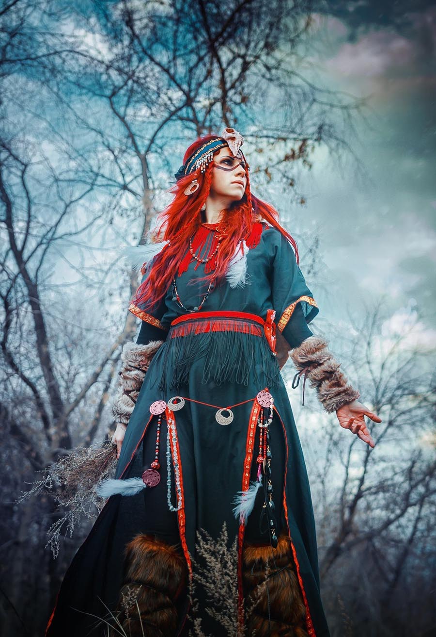 Girls in Slavic costumes underwear in Antananarivo