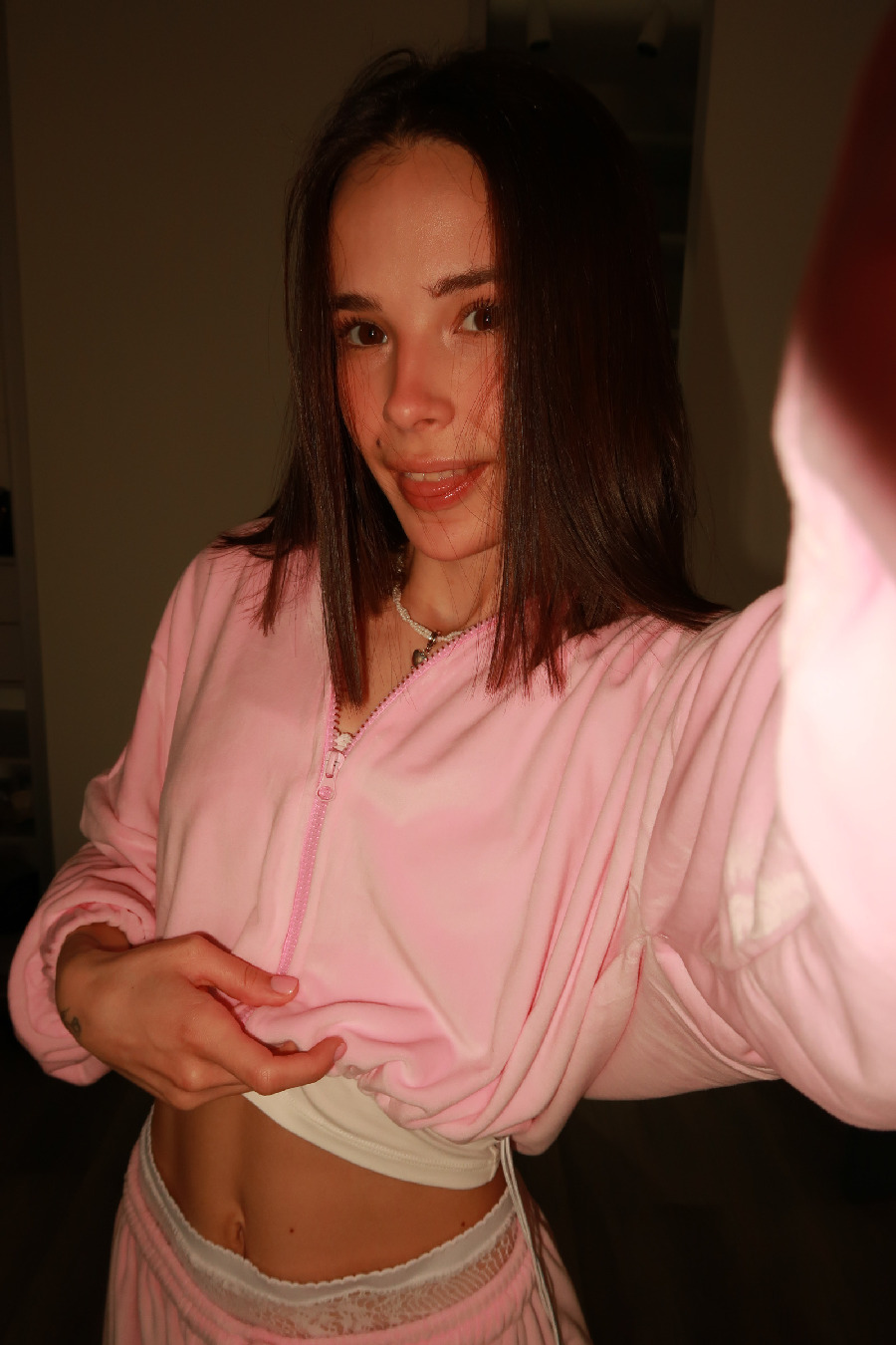 Tina brings the glow — live moments in Antananarivo